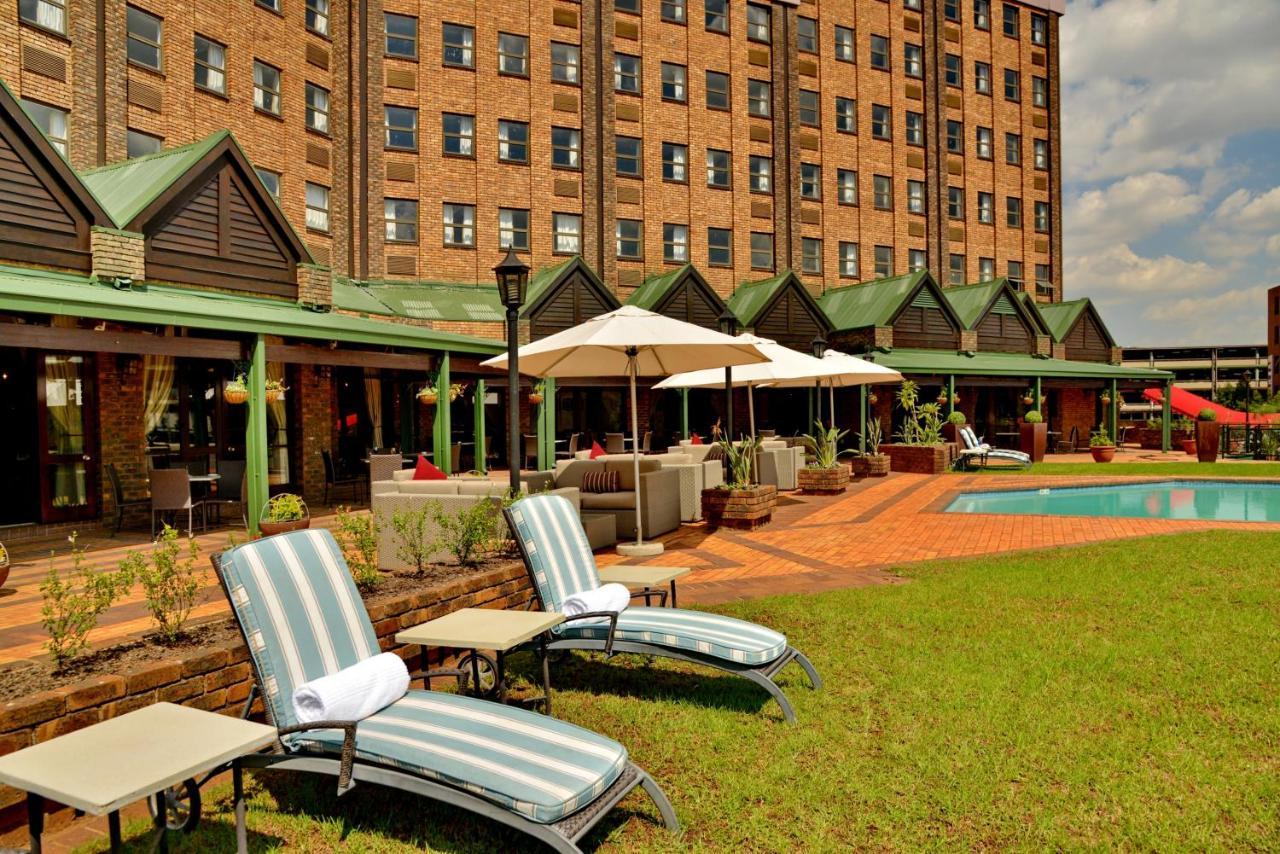 The Centurion Hotel Kültér fotó