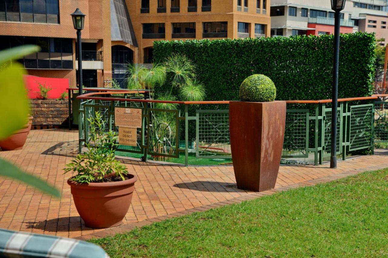 The Centurion Hotel Kültér fotó