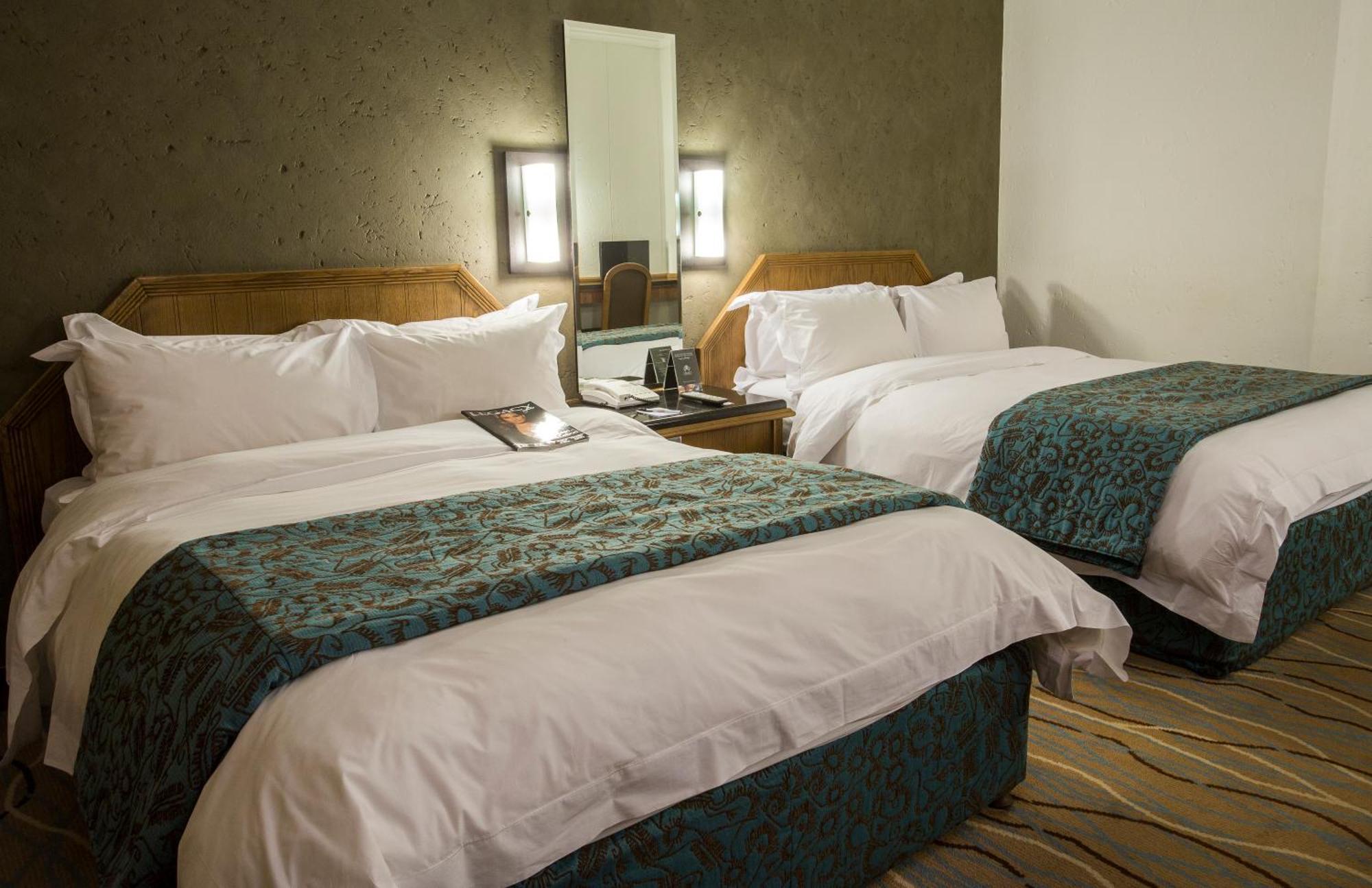 The Centurion Hotel Kültér fotó