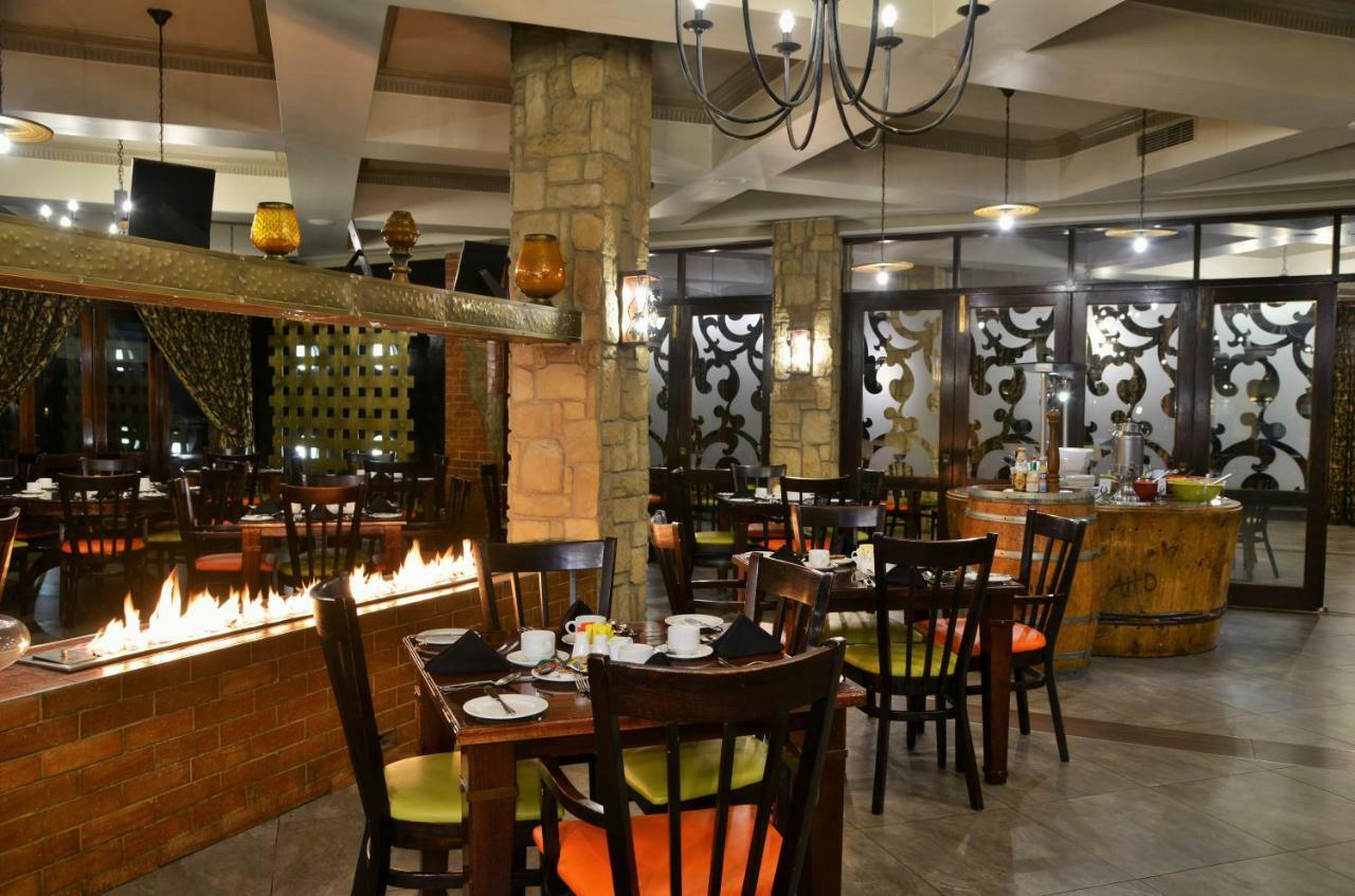 The Centurion Hotel Kültér fotó