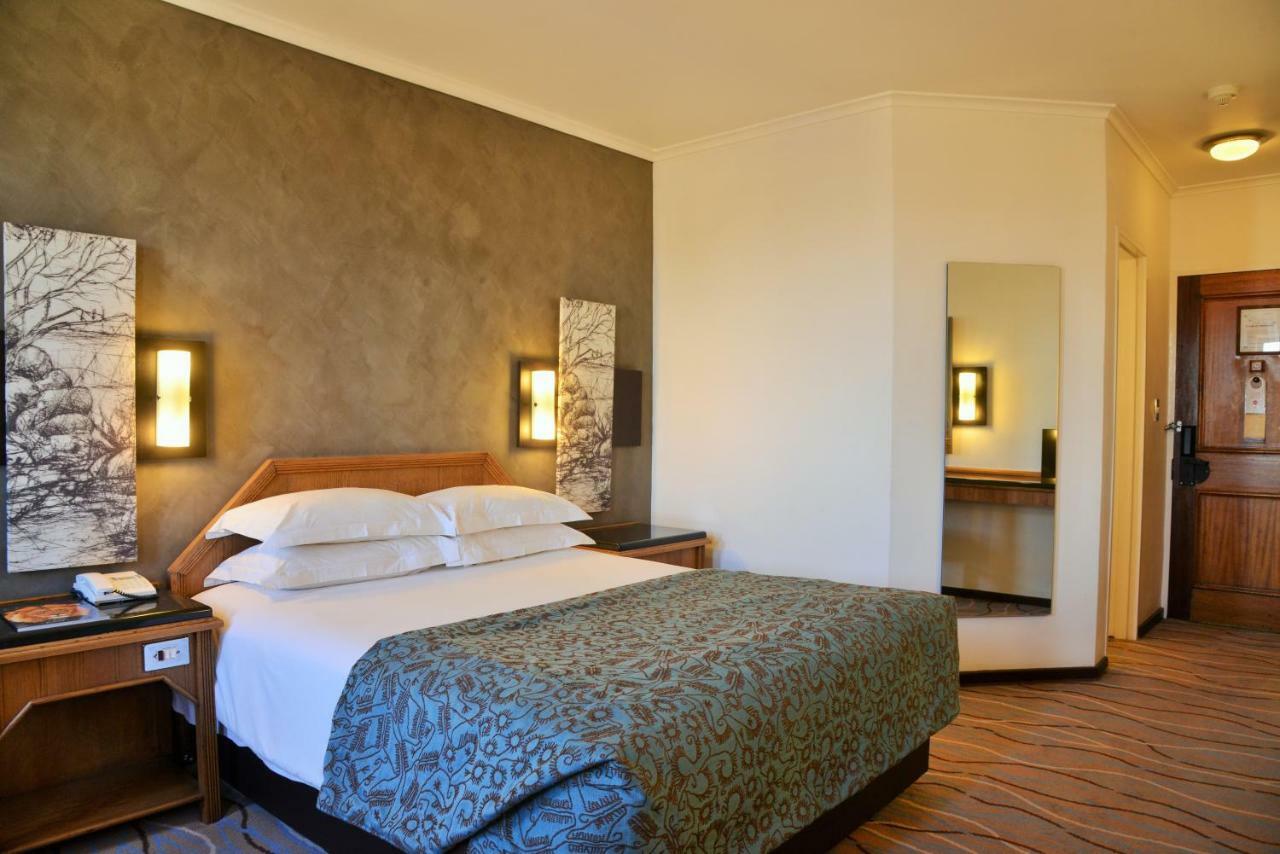 The Centurion Hotel Kültér fotó